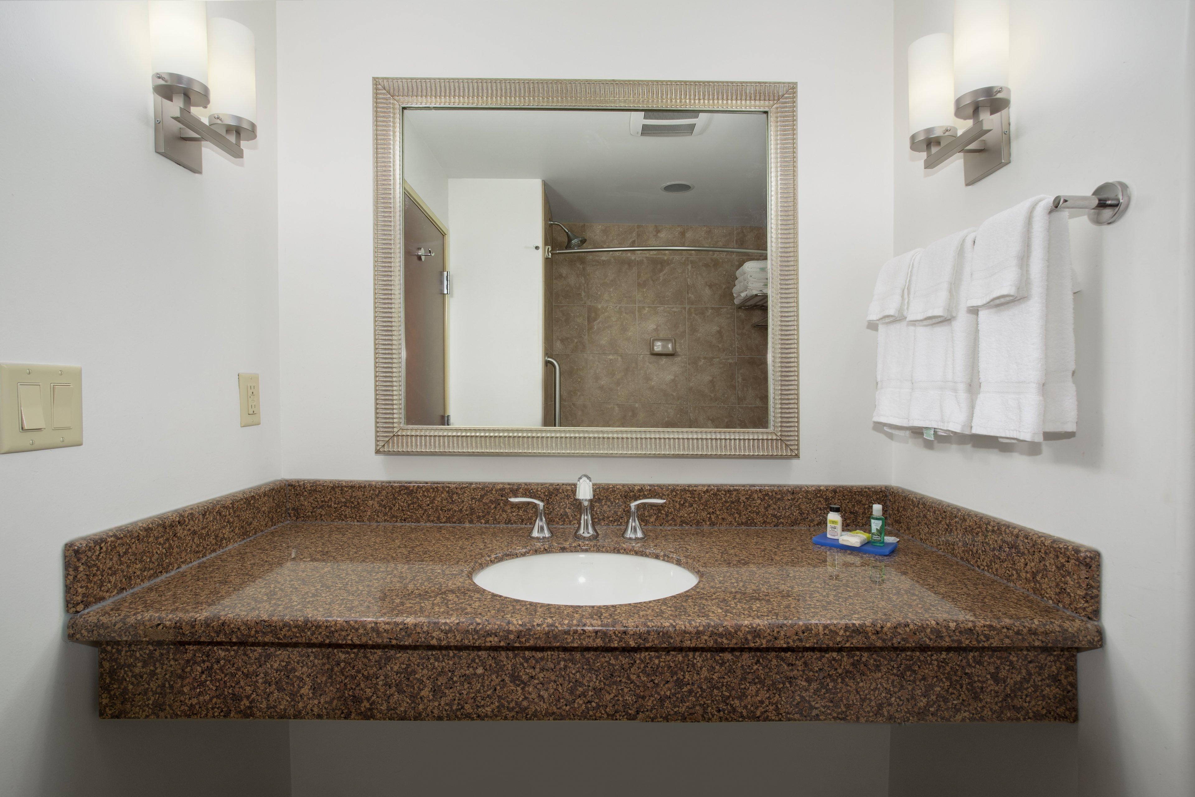 Holiday Inn Express Hotel & Suites Lander By Ihg Exterior photo