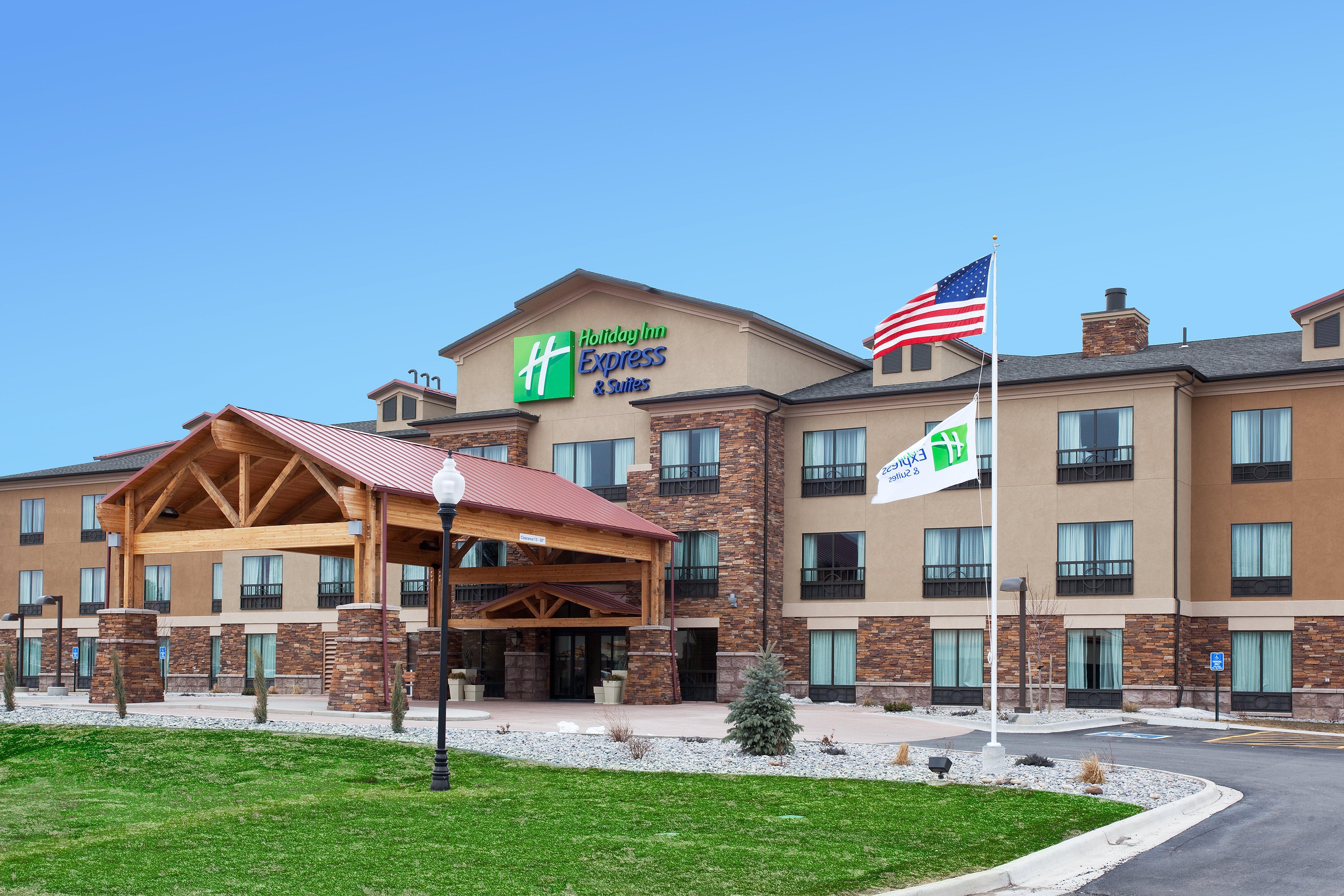 Holiday Inn Express Hotel & Suites Lander By Ihg Exterior photo