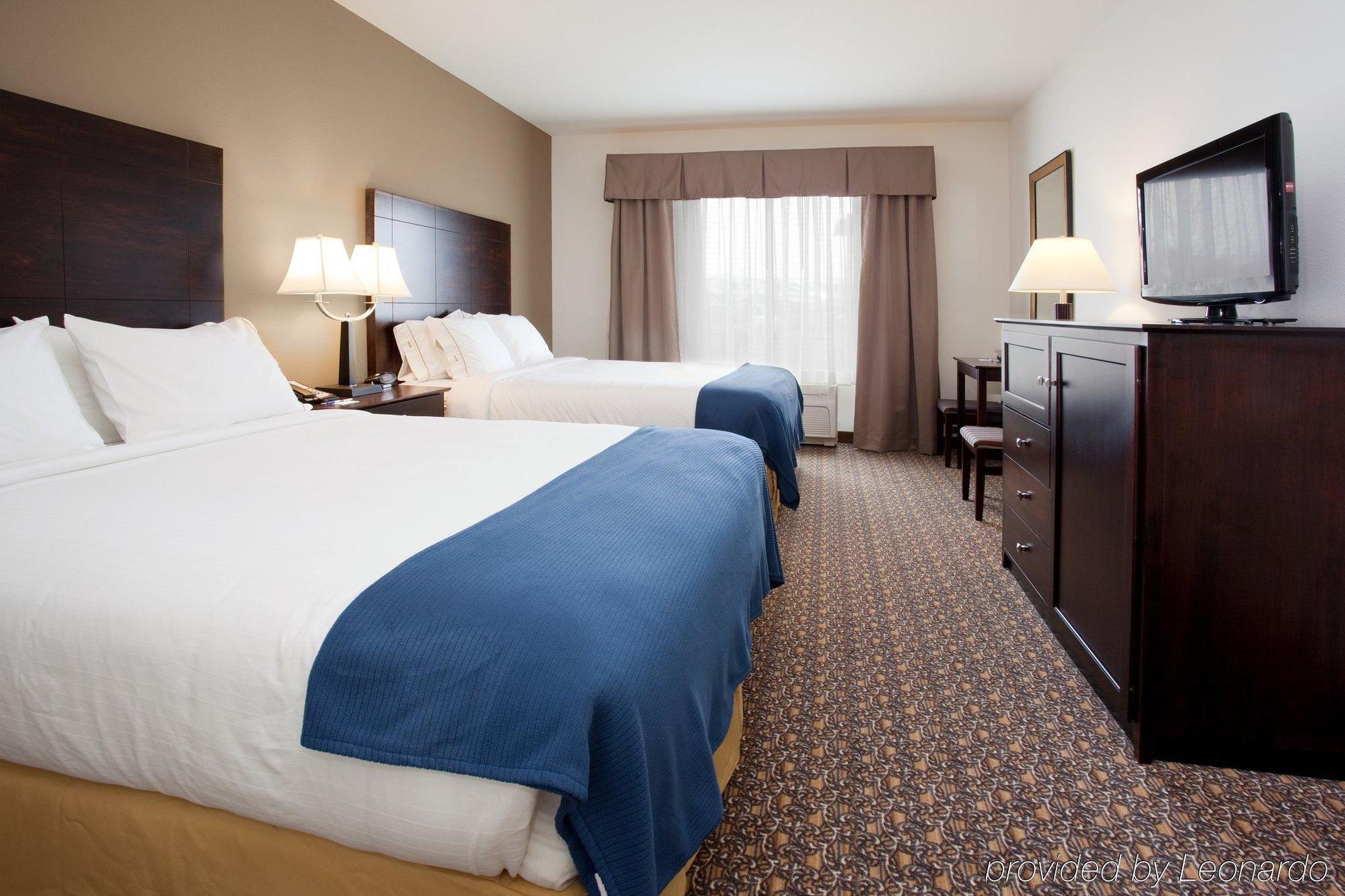 Holiday Inn Express Hotel & Suites Lander By Ihg Room photo