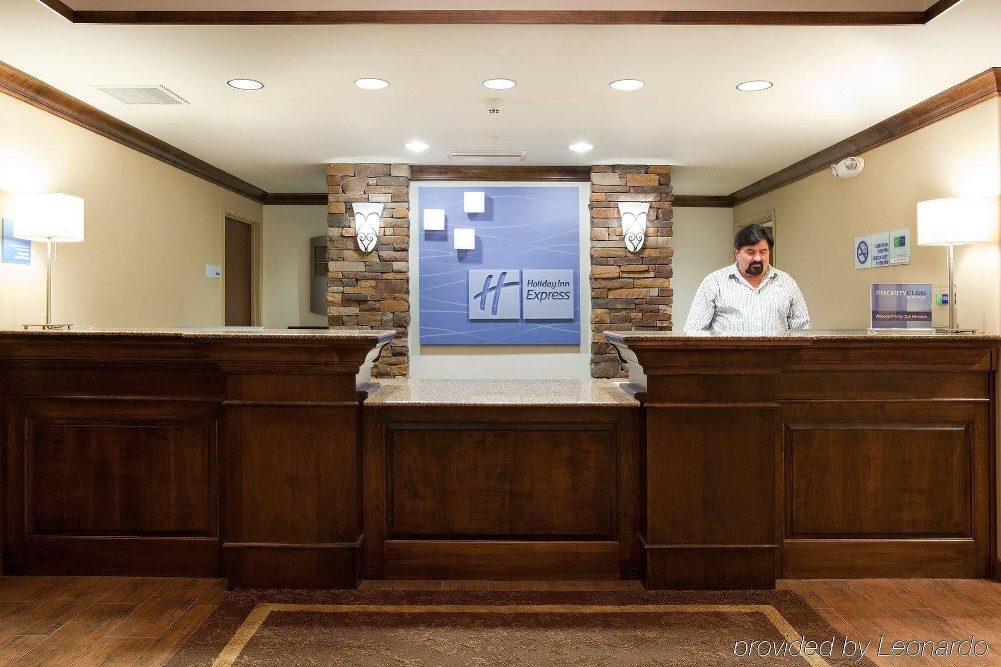 Holiday Inn Express Hotel & Suites Lander By Ihg Exterior photo